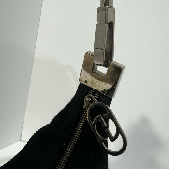 Gucci GG Canvas Hobo Black with Silver Hardware - Picture 12 of 15